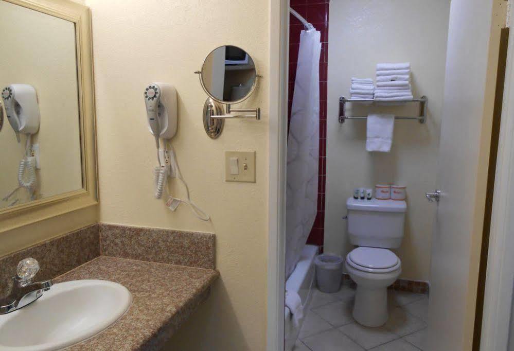 Best Host Inn Plaza Kansas City Eksteriør bilde